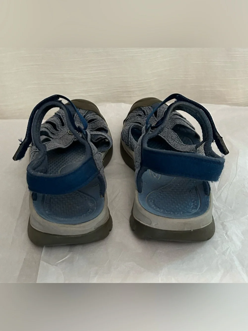 Keen Women's‎ Navy and Gray Outdoor Strap Sandals